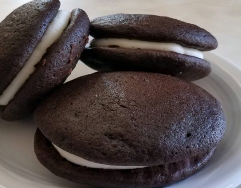 https://pinehurstinn.com/wp-content/uploads/Whoopie-Pies-1900-x-855-487x379.jpg